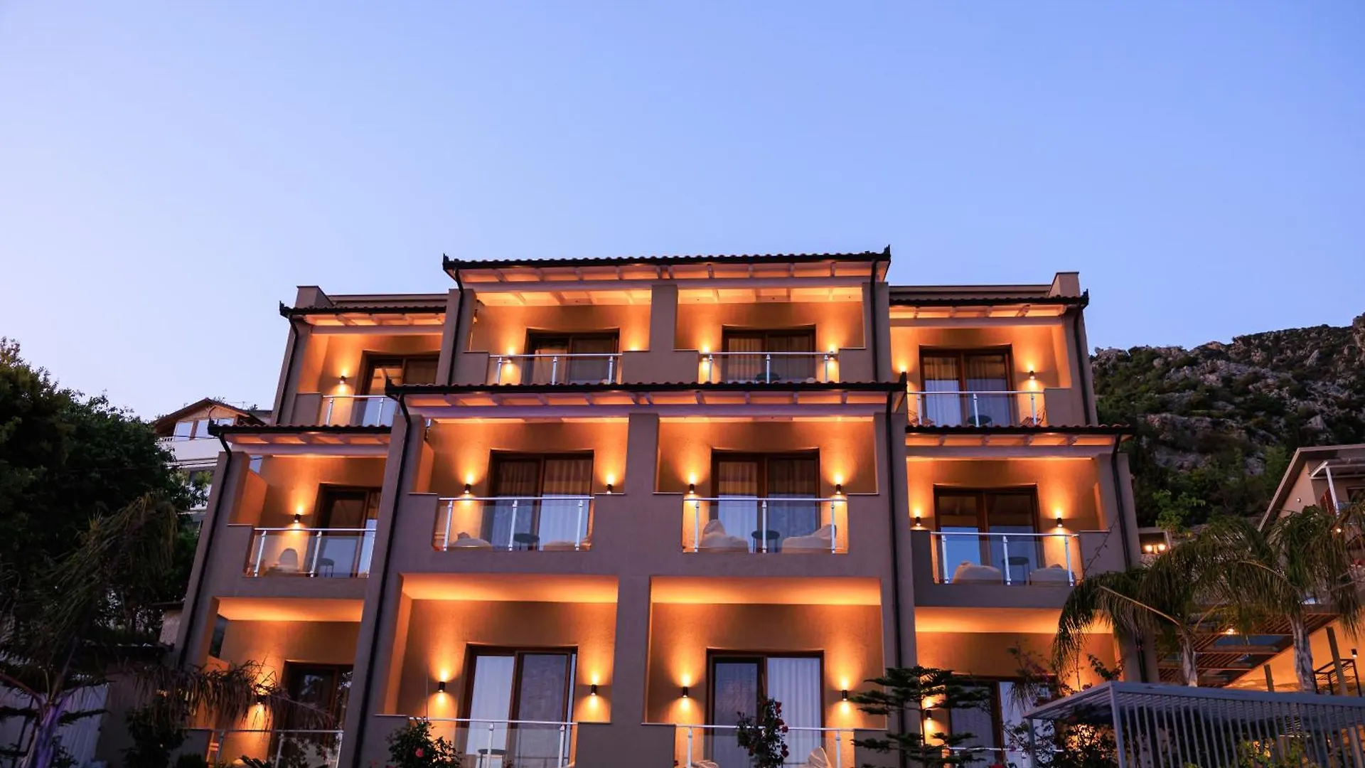 *****  Hotel Amare Дхерми Албания