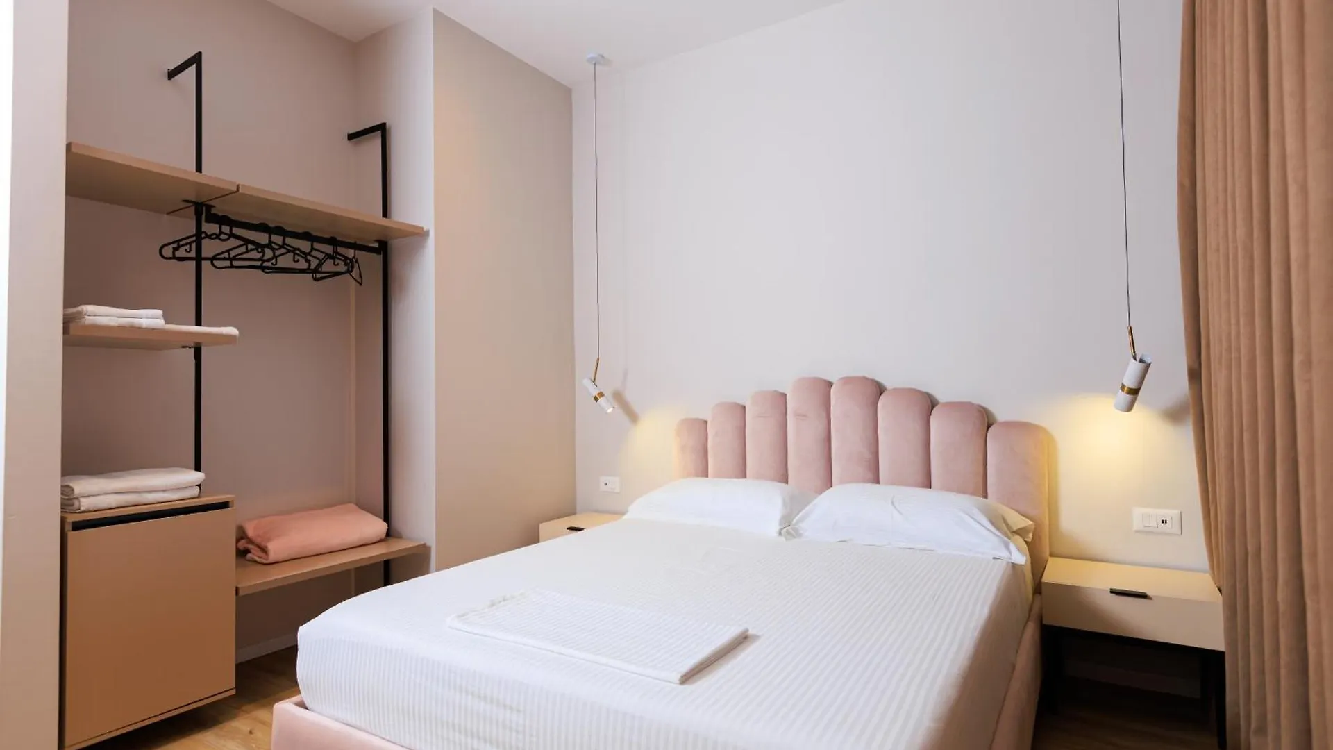 Hotel Amare Дхерми