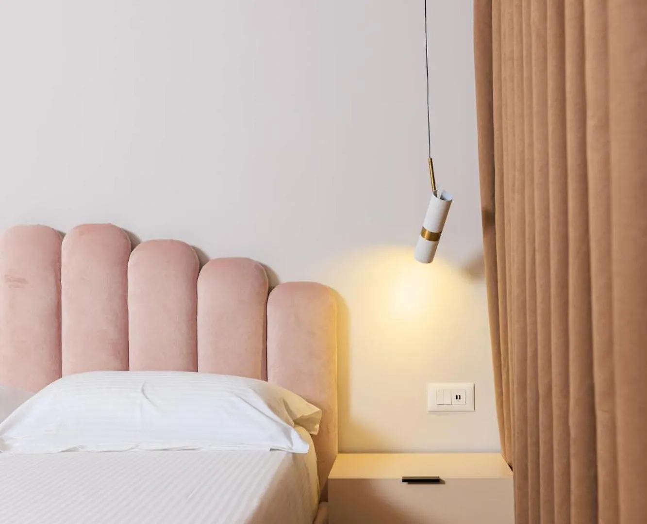 Hotel Amare Дхерми